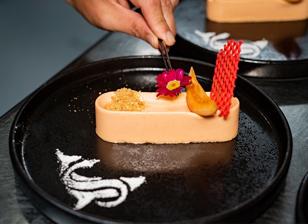 Ocean Spray Details Food Luxury Cruises Galapagos - Golden Galapagos Cruises