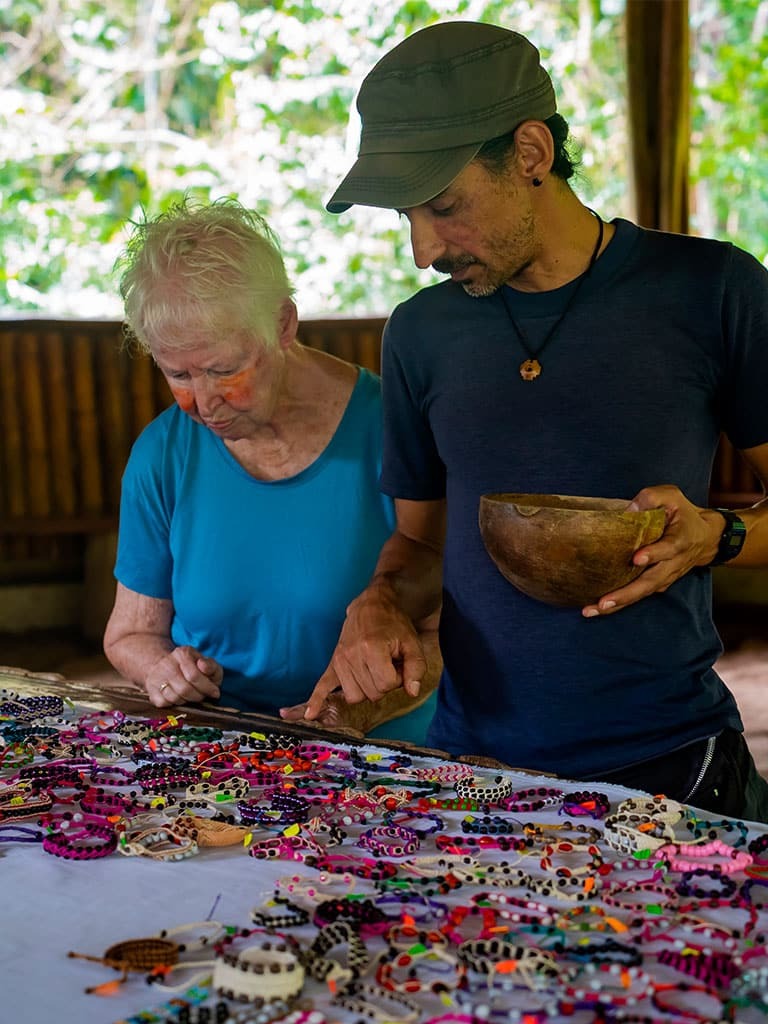 HANDCRAFTS - La Selva Lodge - Amazon Rainforest