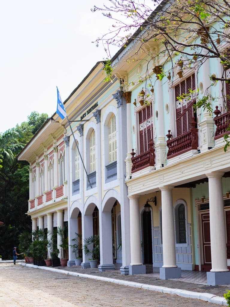 REPUBLICAN - ERA BUILDINGS
