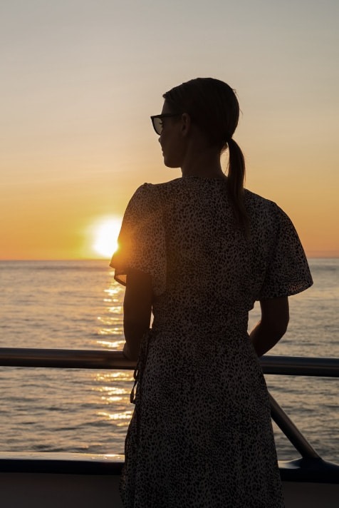 20% OFF SPECIAL Deals Promotions - Golden Galapagos Cruises