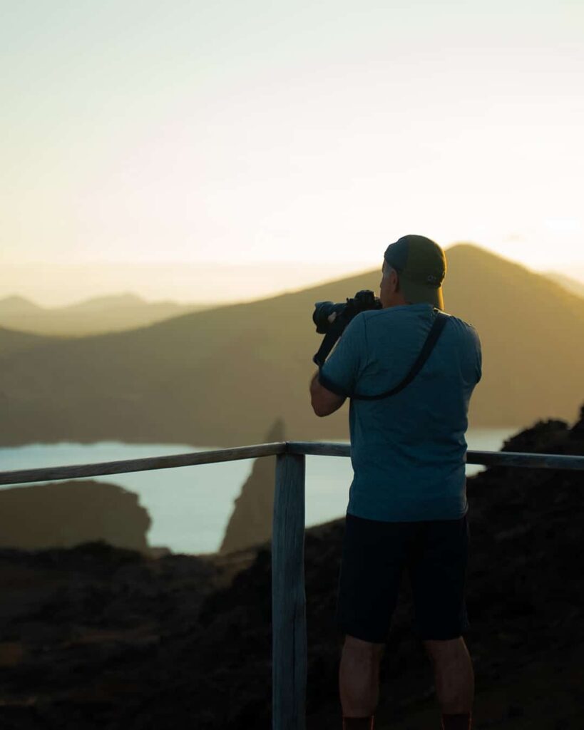 WINTER WAVES Deals - Ocean Spray Privilege - Golden Galapagos Cruises
