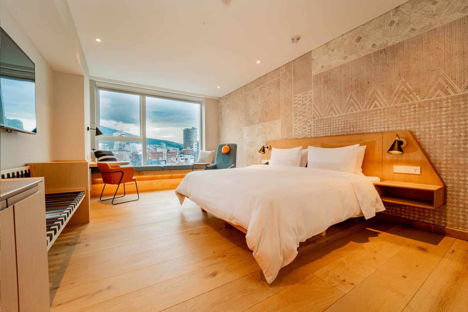 Go Hotel Quito - Room - Golden Galapagos Cruises